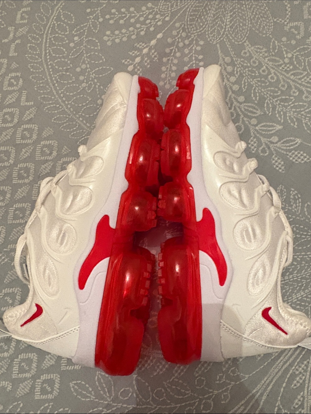 Nike White & Red VaporMax Plus Athletic Sneakers